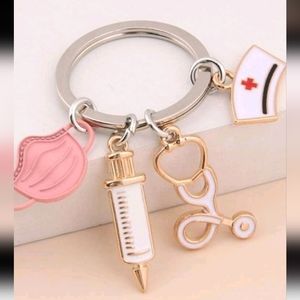 💕 Nurse Keyring